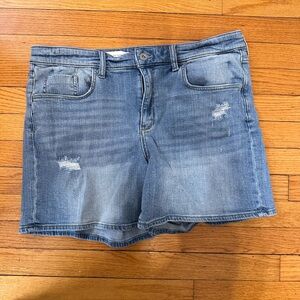 💙 Anthropologie Pilcro and the Letterpress Light Wash Distressed Denim Shorts |
